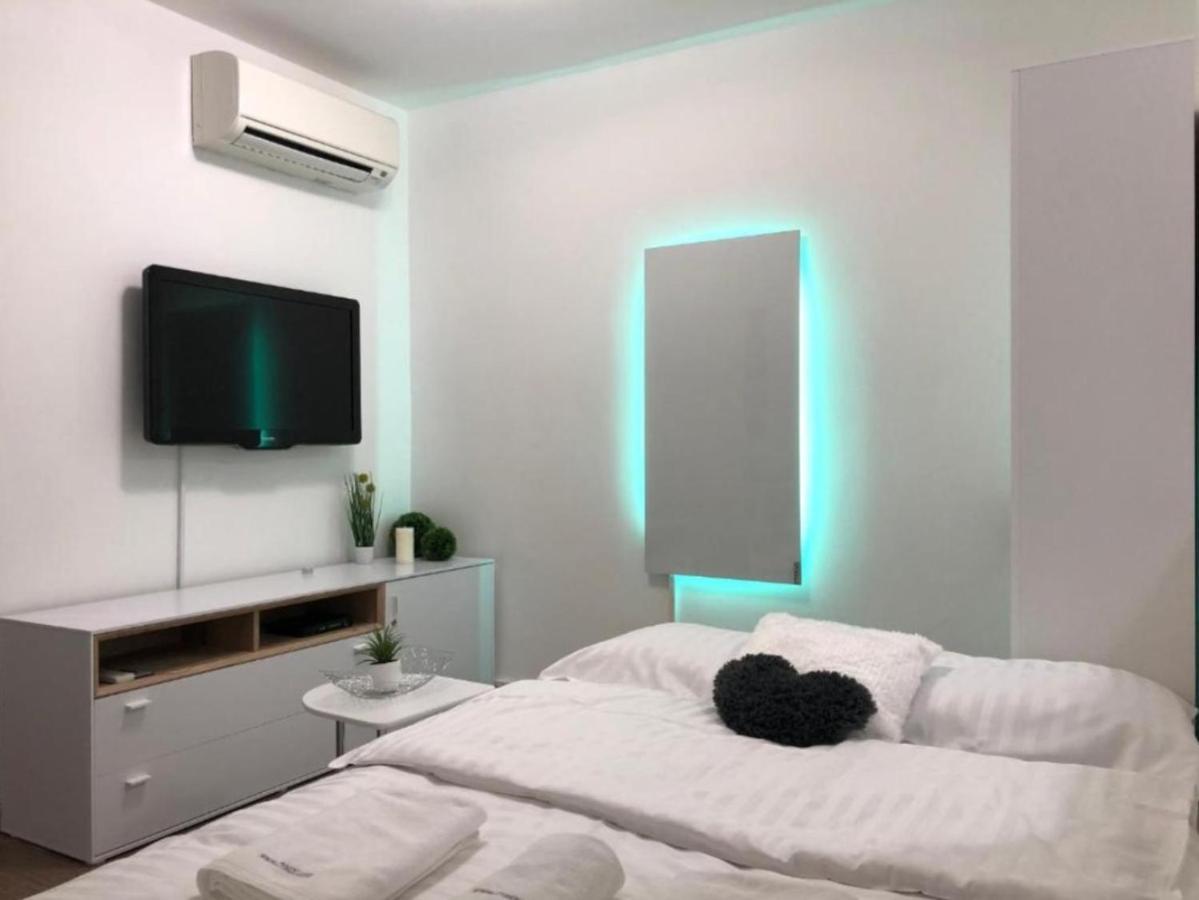 Апартаменты Modern Center Studio Under The Castle - Free Parking Любляна Экстерьер фото